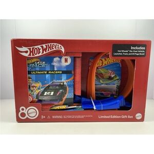 Hot Wheels Gift-Speed Snap Stunt Tracks, Diecast Vehicle, Launcher, Track & Book